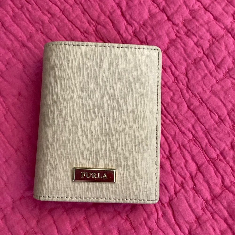 Furla Chic Cream Women's Wallet